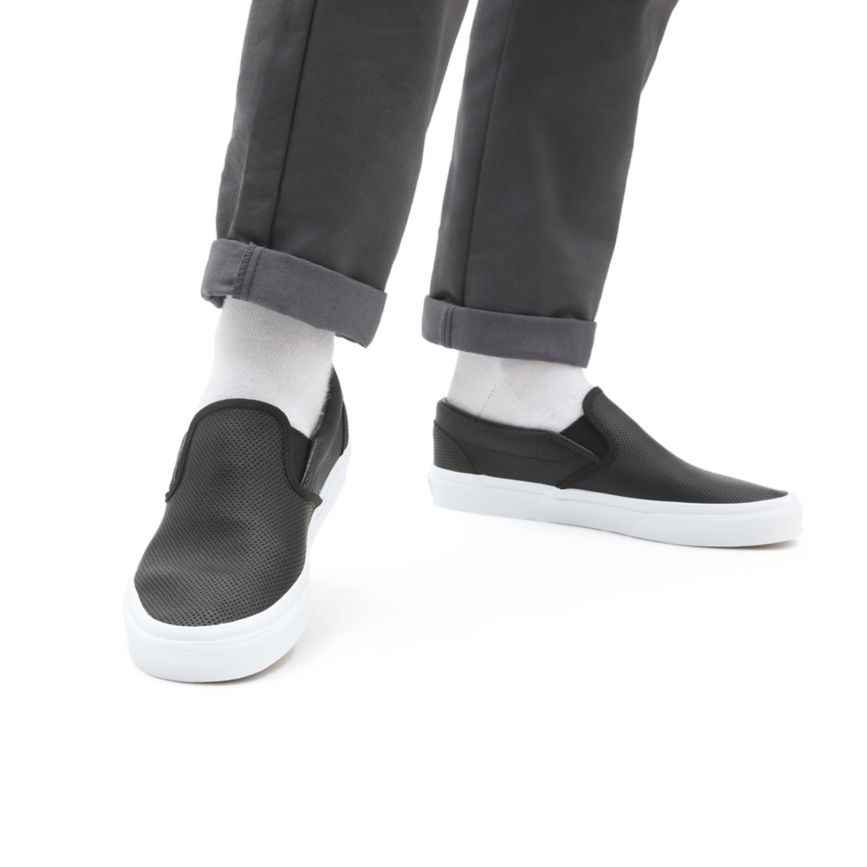 Vans Perf Cuero Classic Slip-On Negras | VN863Y1XA06